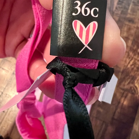 Victoria’s Secret Lightly Lined Forever T-Shirt Demi Bra 36Cute ✨ - Picture 9 of 9